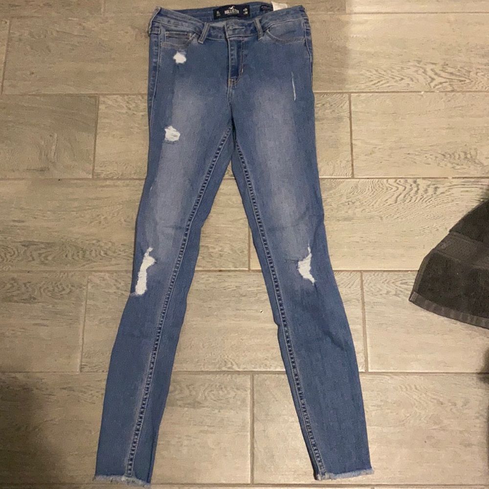 Ripped jean